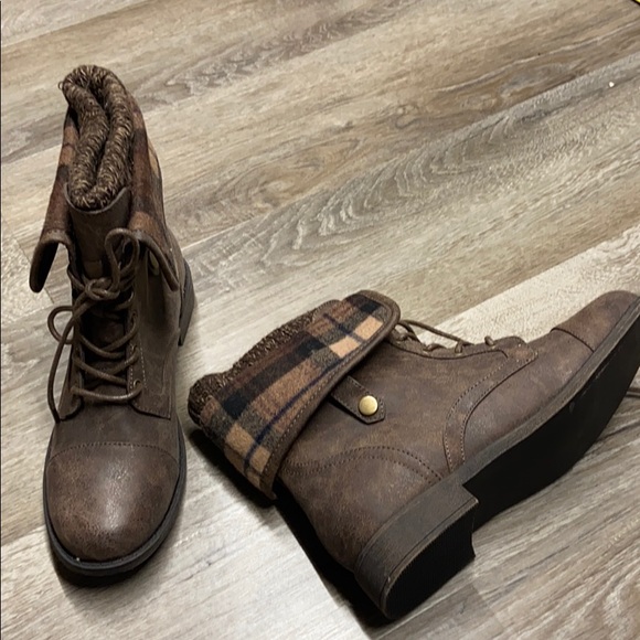 Brown boots